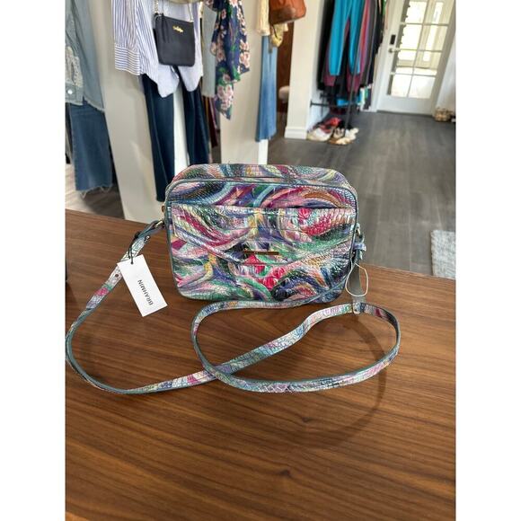 Brahmin Handbags - NWT Brahmin Shea Elope Melbourne Leather Crossbody